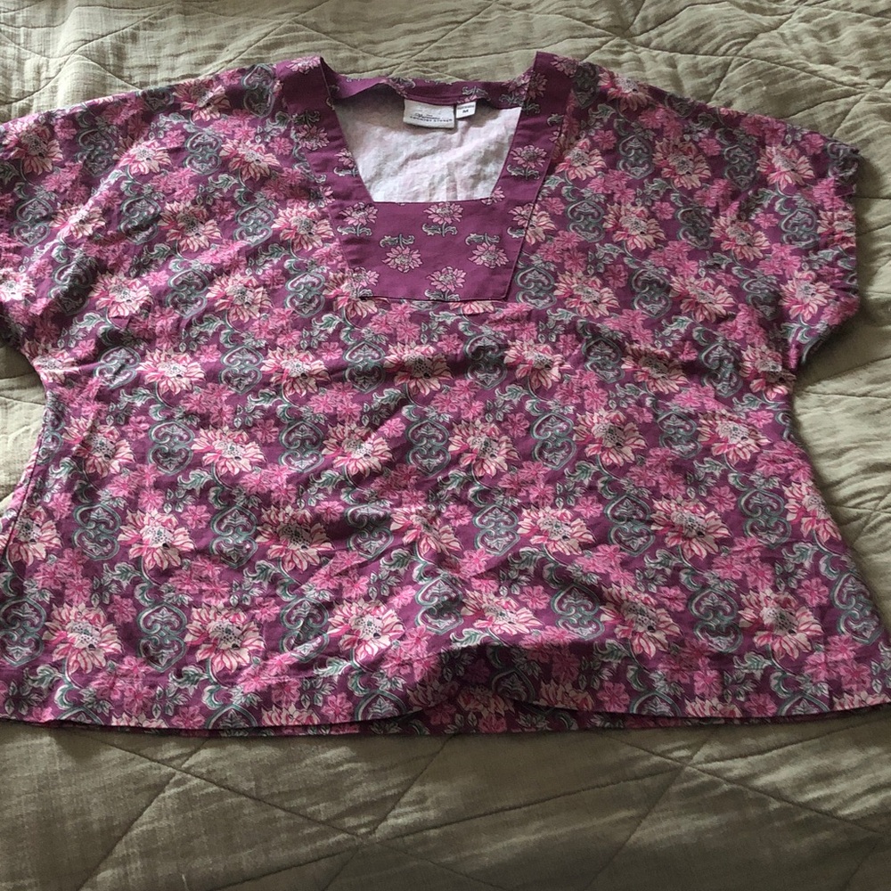 Vermont Country Store  Floral V-Neck Blouse in Pink and Gray